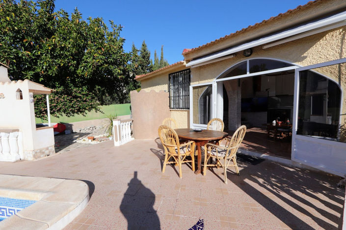 Image No.31-6 Bed House for sale