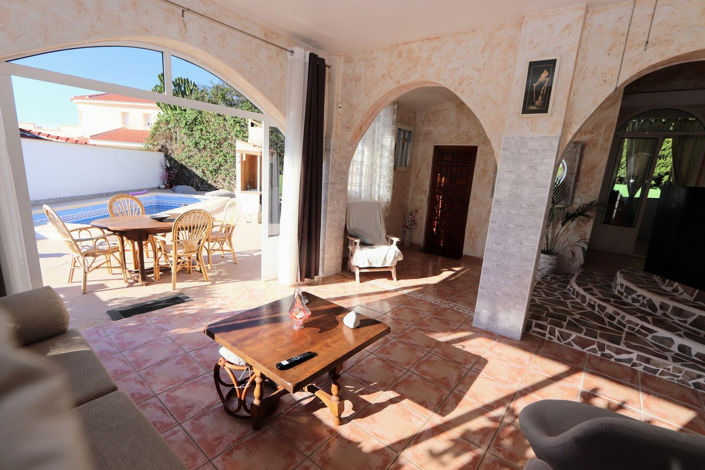 Image No.37-6 Bed House for sale