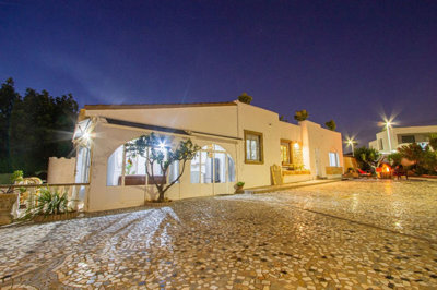 6-241328e1bcc9c0d8ce1222beb6c967a8