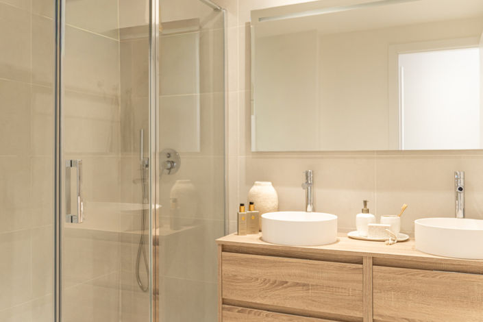 Image No.30-2 Bed Property for sale