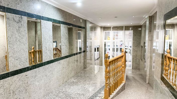 Image No.29-3 Bed Apartment for sale