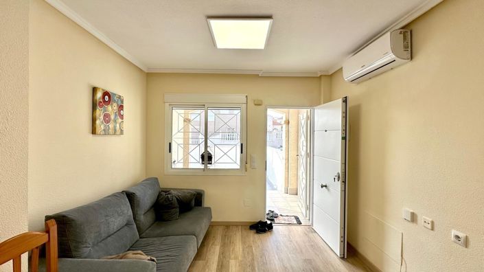 Image No.2-2 Bed Bungalow for sale