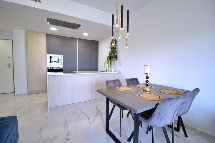 Image No.8-2 Bed Apartment for sale