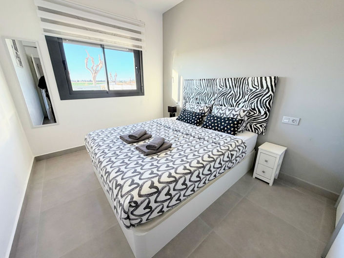 Image No.26-2 Bed Apartment for sale