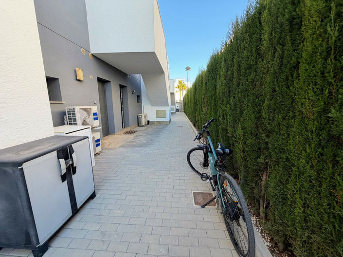 Image No.38-2 Bed Apartment for sale