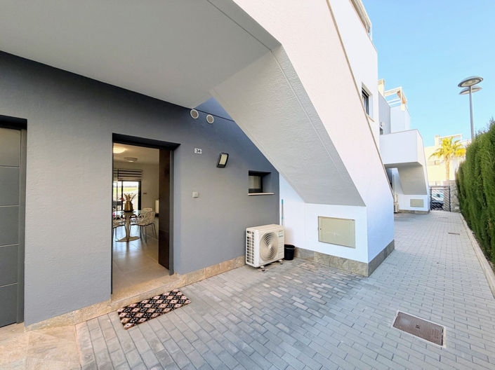 Image No.39-2 Bed Apartment for sale