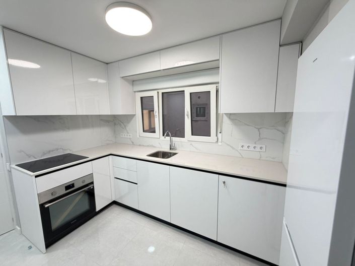 Image No.4-3 Bed Apartment for sale