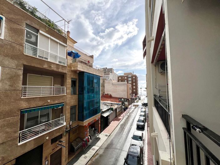 Image No.33-3 Bed Apartment for sale