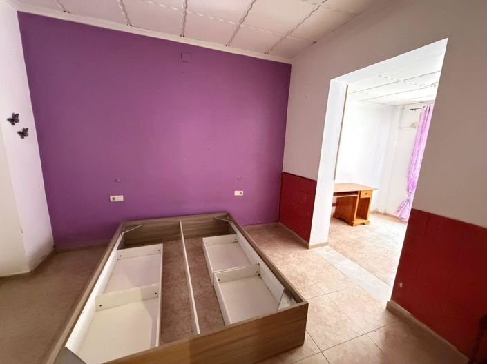 Image No.10-3 Bed Townhouse for sale