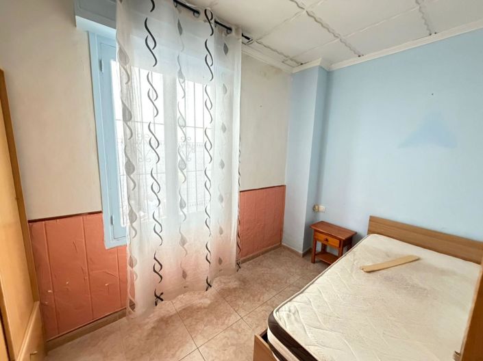 Image No.11-3 Bed Townhouse for sale