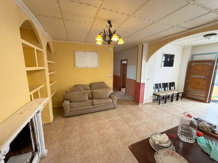 Image No.2-3 Bed Townhouse for sale