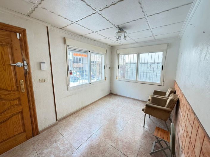 Image No.8-3 Bed Townhouse for sale