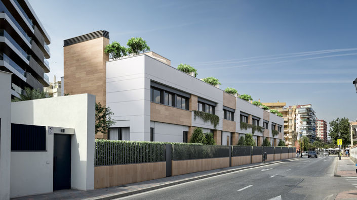 Image No.40-3 Bed Property for sale