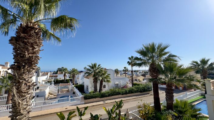 Image No.20-3 Bed Villa for sale