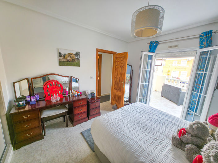 Image No.33-3 Bed Villa for sale