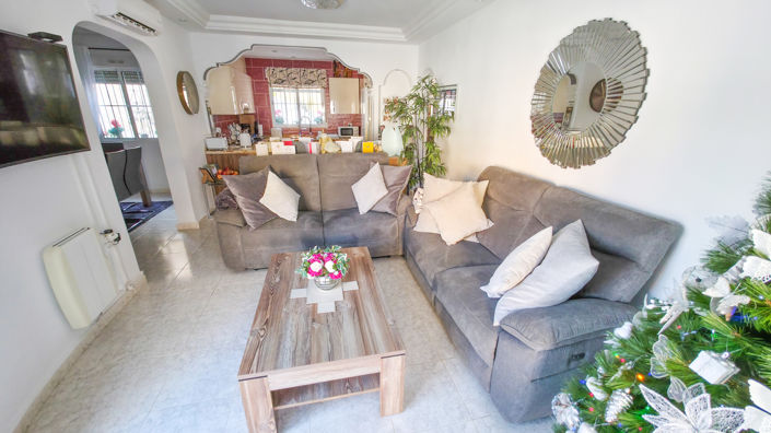 Image No.4-3 Bed Villa for sale