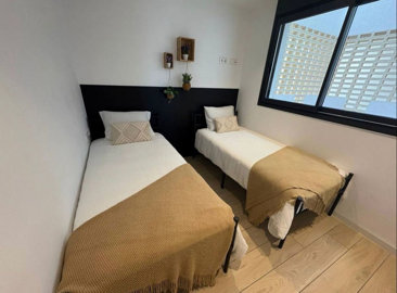 12-53013098fcab6c38b1379cd33298e050