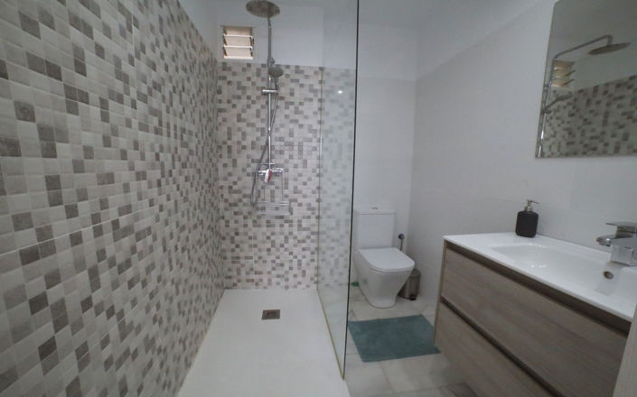 Image No.13-2 Bed Villa for sale