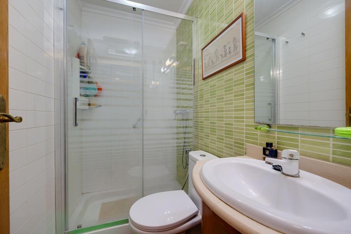 Image No.10-4 Bed Villa for sale