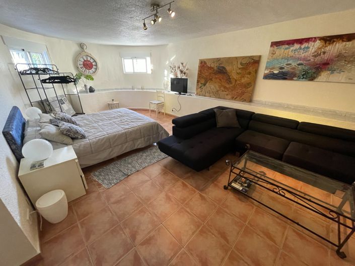 Image No.33-5 Bed Villa for sale