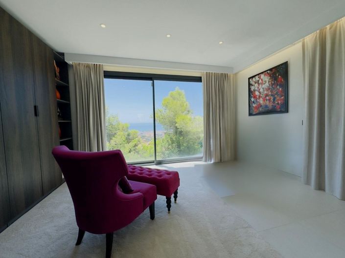 Image No.11-4 Bed Villa for sale