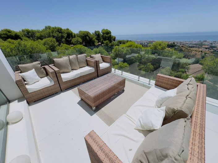 Image No.4-4 Bed Villa for sale