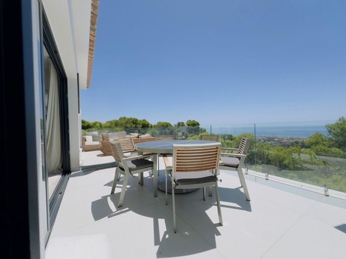 Image No.5-4 Bed Villa for sale