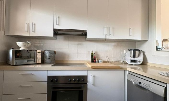 Image No.22-2 Bed Apartment for sale