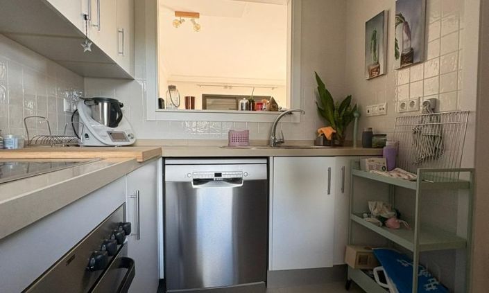 Image No.23-2 Bed Apartment for sale