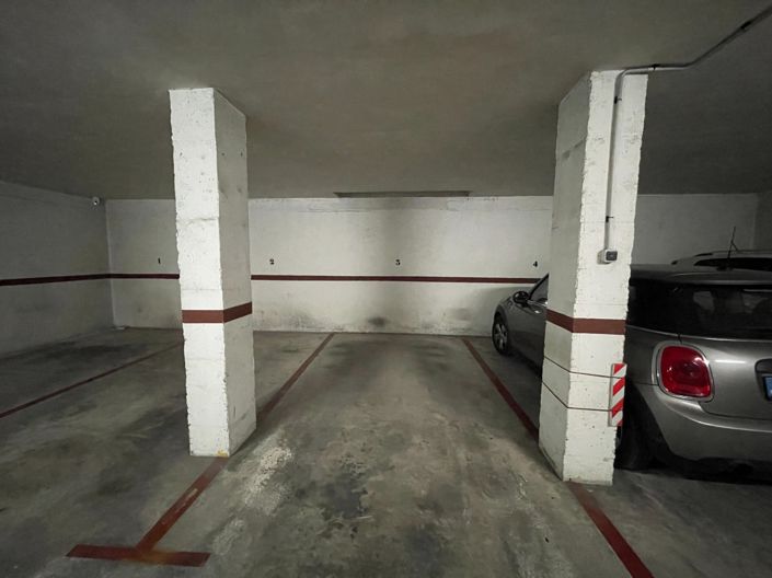 Image No.20-4 Bed Apartment for sale