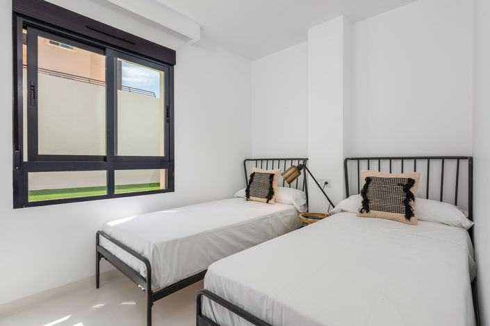 Image No.21-2 Bed Apartment for sale