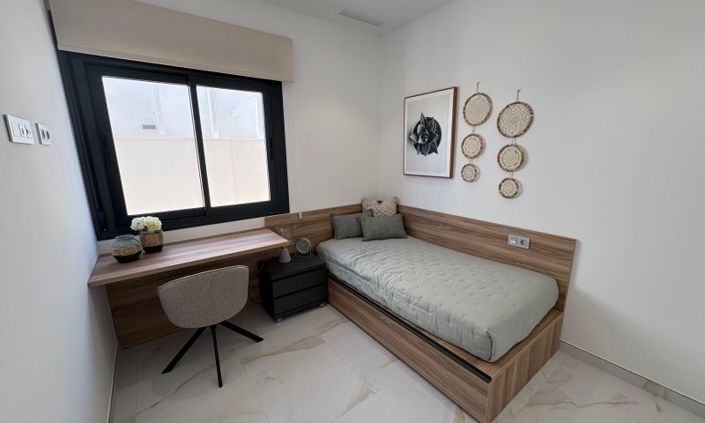 Image No.18-3 Bed Villa for sale