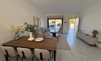 9d4098e3-d60d63f7-35cc-4d24-b36a-18d10af2bf01