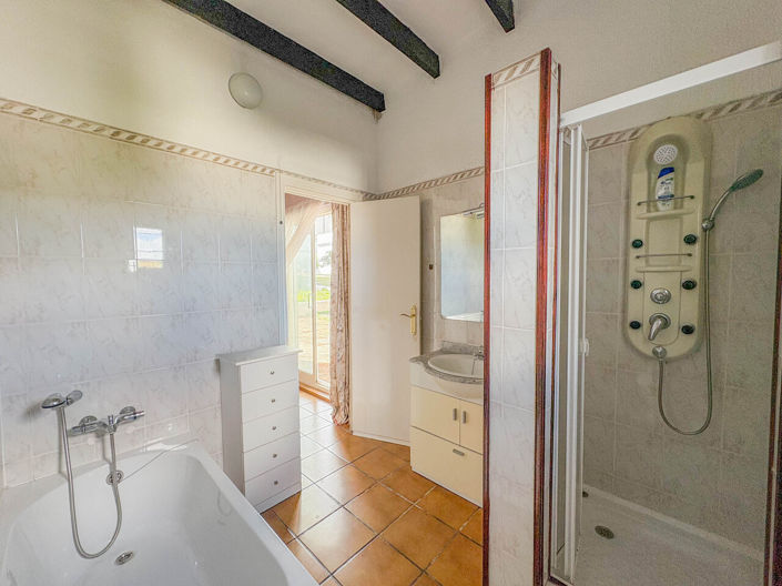 Image No.18-4 Bed Villa for sale