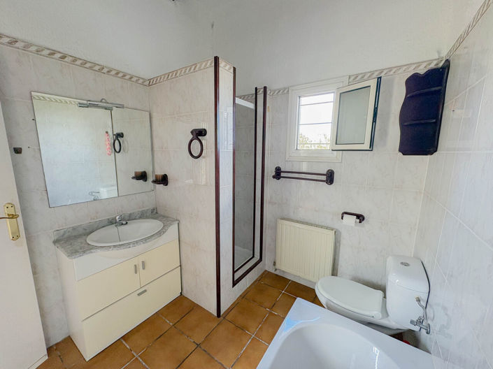 Image No.19-4 Bed Villa for sale