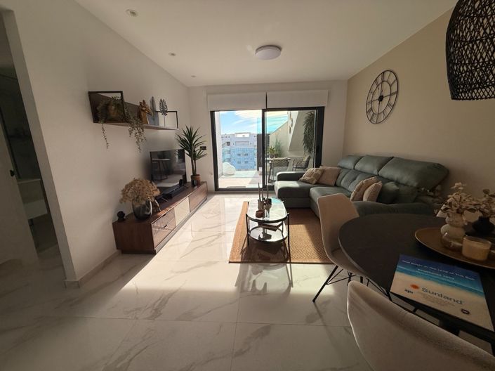 Image No.12-2 Bed Apartment for sale