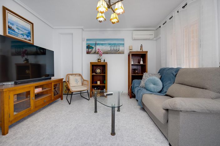 Image No.6-3 Bed Villa for sale