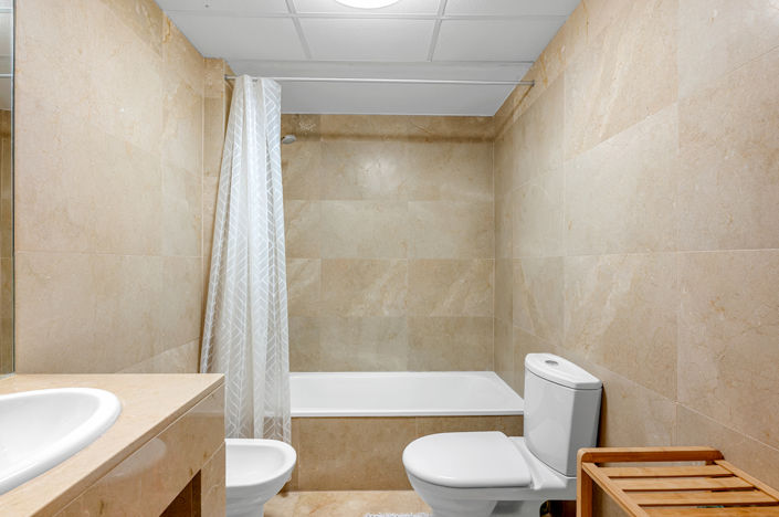 Image No.20-2 Bed Apartment for sale