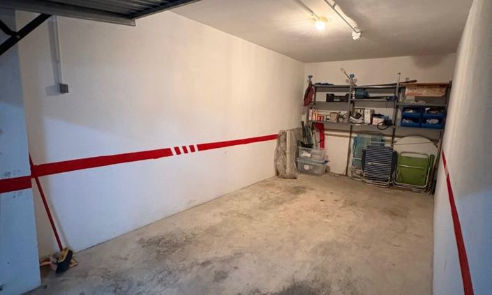 Image No.37-2 Bed Apartment for sale