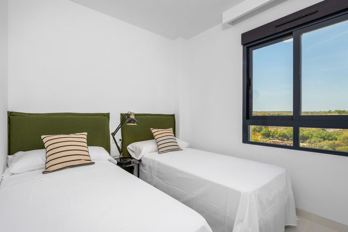 Image No.12-2 Bed Apartment for sale