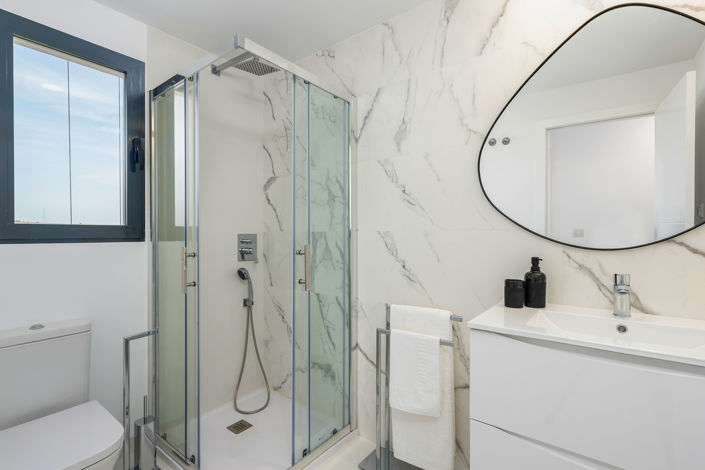 Image No.14-2 Bed Apartment for sale