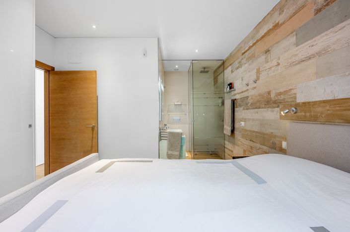 Image No.15-2 Bed Apartment for sale