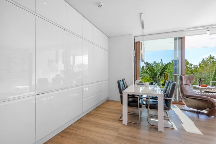 Image No.8-2 Bed Apartment for sale