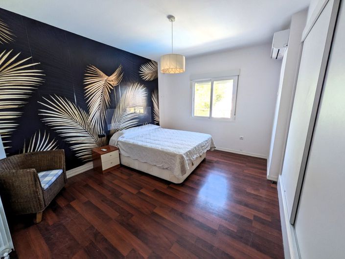 Image No.11-6 Bed Villa for sale