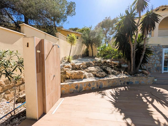 Image No.28-6 Bed Villa for sale