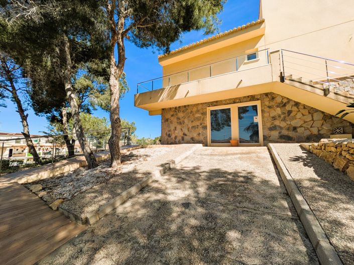 Image No.32-6 Bed Villa for sale