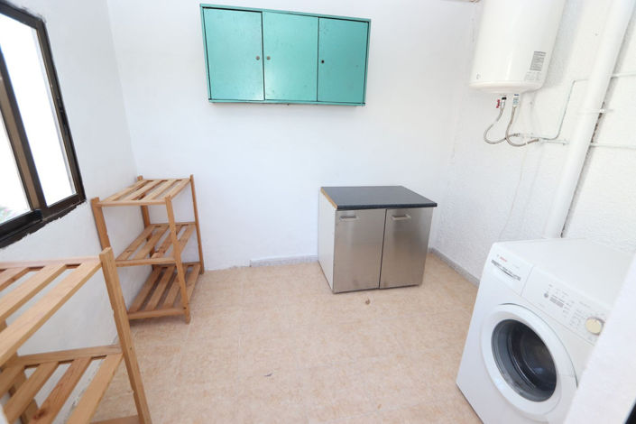 Image No.23-3 Bed House for sale