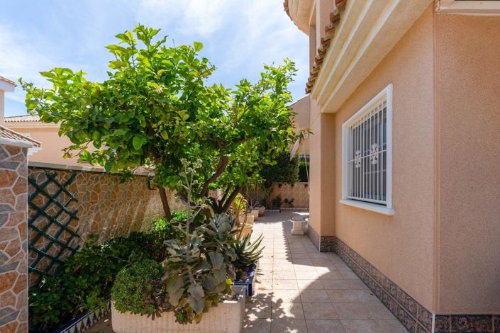 Image No.30-Villa de 3 chambres à vendre à Torrevieja