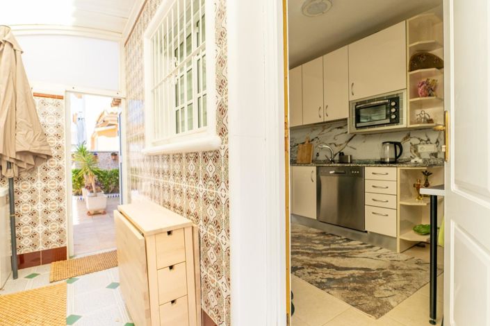 Image No.9-3 Bed Townhouse for sale