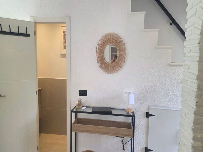 Image No.16-2 Bed House for sale